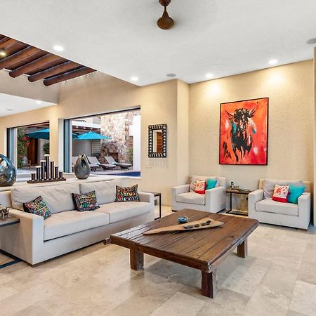 Contemporary Villa With 2 Pools, Walking Distance To Beach And Butler Included Cabo San Lucas Exterior photo